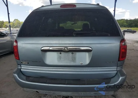 2005 Chrysler Town & Country Touring from USA, damaged, VIN 2C8GP54L55R284507
